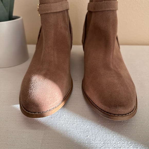 H&M Taupe Suede Stretch Ankle Gold Strap Ankle Booties Women’s EU41 US9.5 India - Picture 5 of 12